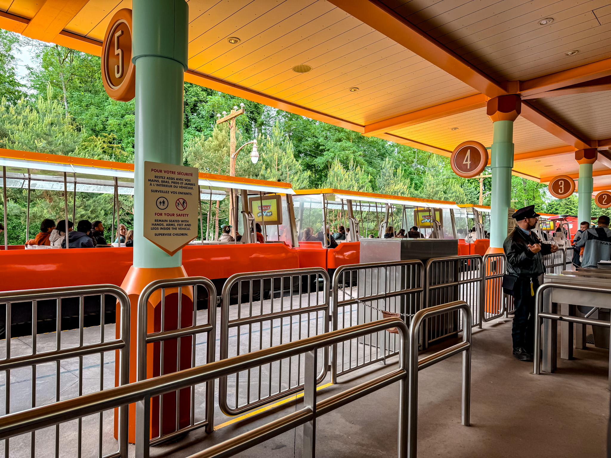 CARS RIDE DISNEYLAND PARIS.jpg